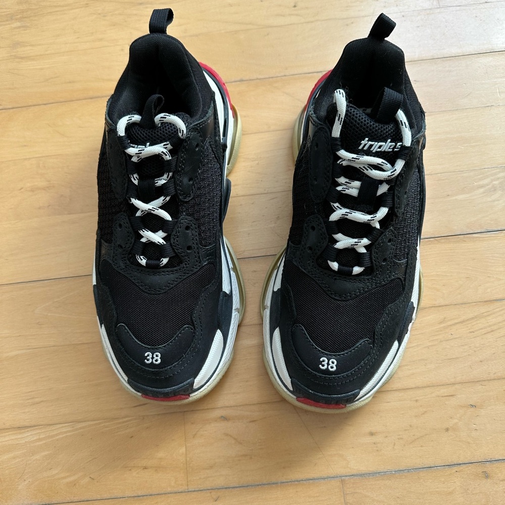 Balenciaga Triple S size 38 like new